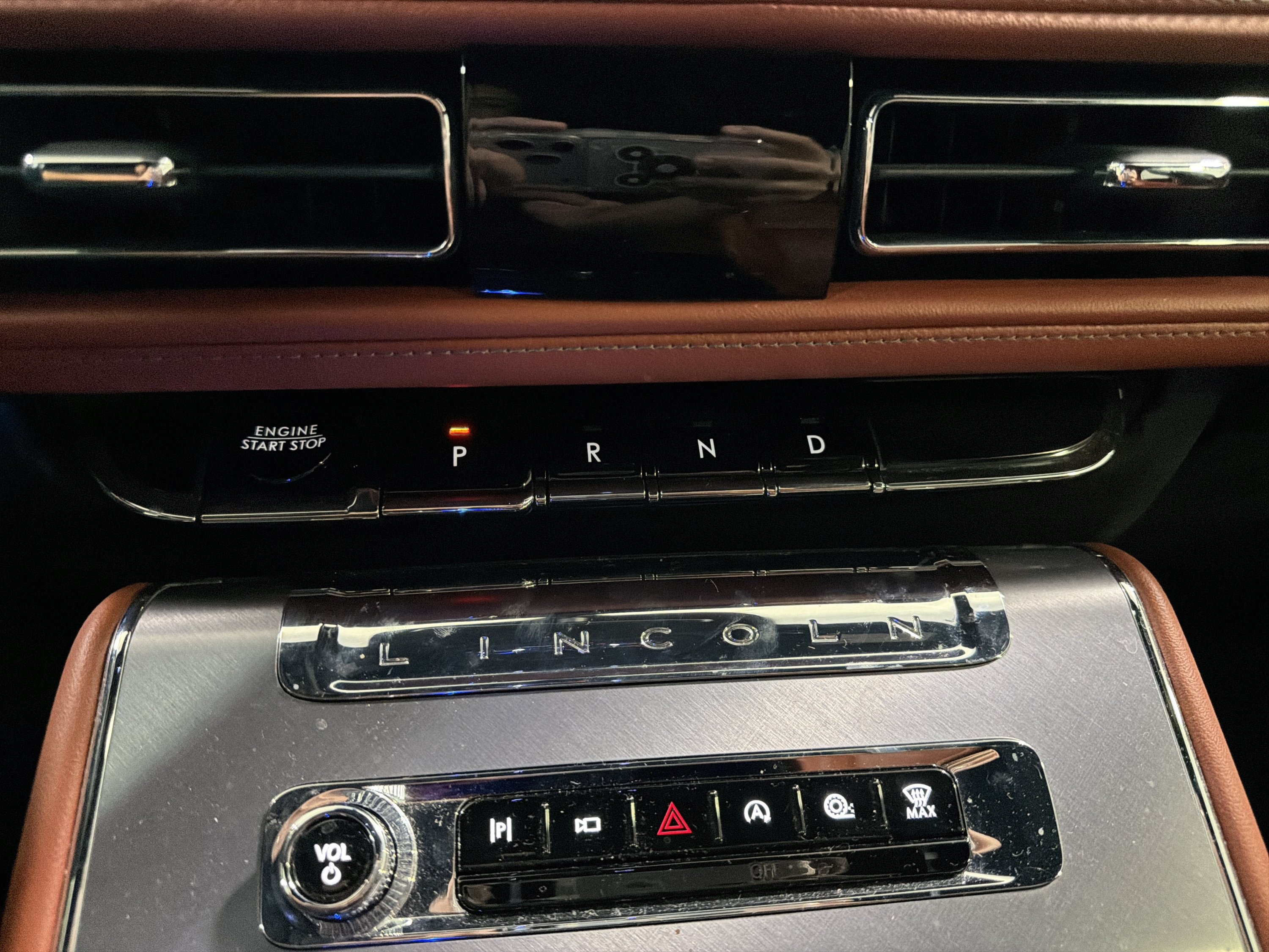 Used 2025 Lincoln Aviator Reserve w/ Jet Appearance Package RWD image 22