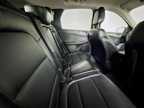 Used 2024 Ford Escape Platinum image 26