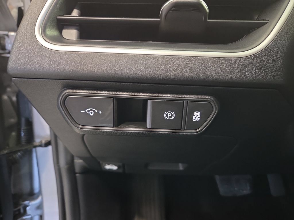 Used 2025 Kia K4 FWD image 22