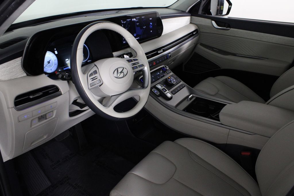 Certified 2024 Hyundai Palisade Calligraphy AWD/4WD image 21