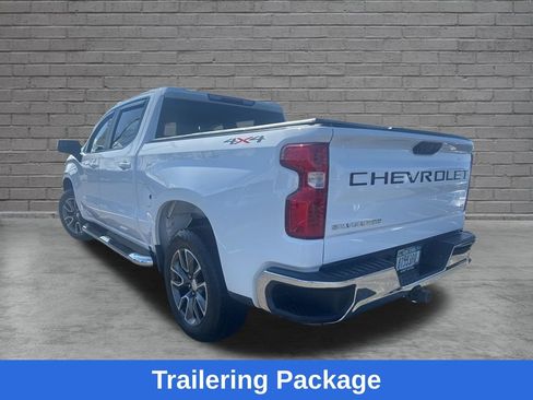 Used 2023 Chevrolet Silverado 1500 LT AWD/4WD image 5