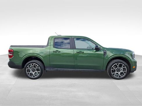 Used 2025 Ford Maverick Lariat w/ 4K Tow Package AWD/4WD image 16