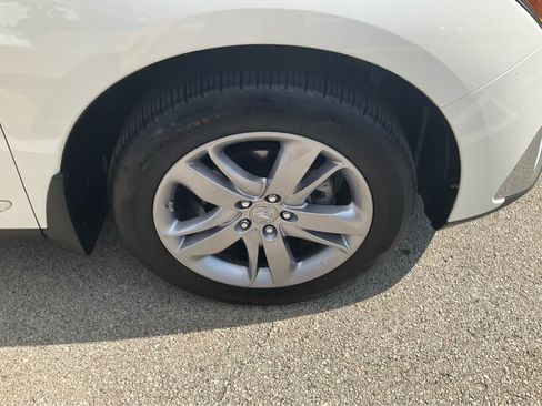 Used 2019 Acura RDX AWD w/ Advance Package image 29