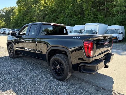 Used 2024 GMC Sierra 1500 Elevation AWD/4WD image 3