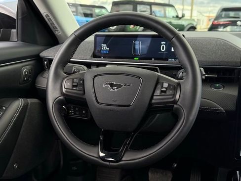 Used 2022 Ford Mustang Mach-E Premium image 10