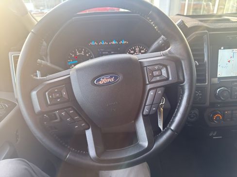 Used 2017 Ford F150 XLT w/ Equipment Group 302A Luxury image 12