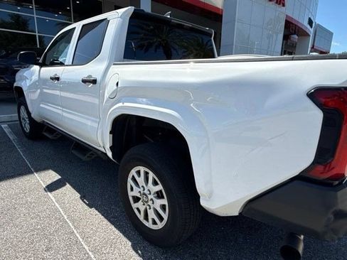 Certified 2024 Toyota Tacoma SR AWD/4WD image 3