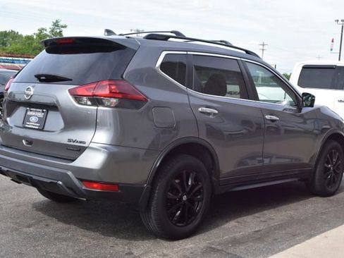 Used 2018 Nissan Rogue SV w/ Premium Package AWD/4WD image 11