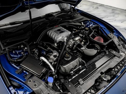 Used 2022 Ford Mustang Shelby GT500 w/ Carbon Fiber Track Pack image 90