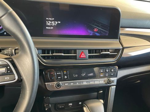 Used 2025 Kia Seltos S image 17