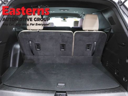 Used 2023 Chevrolet Traverse LS w/ Safety Package image 9