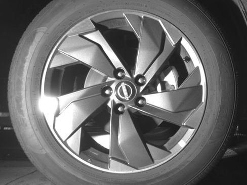 Used 2025 Nissan Rogue SV FWD image 13