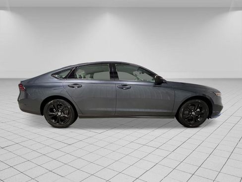 New 2025 Honda Accord SE image 7