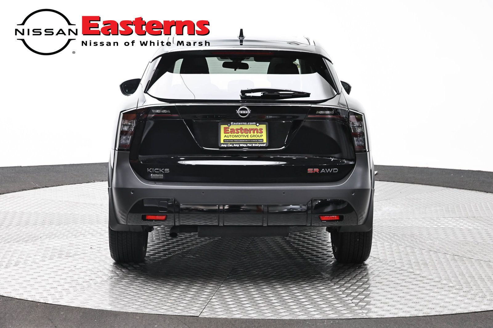 Used 2026 Nissan Kicks SR w/ SR Premium Package AWD/4WD image 6