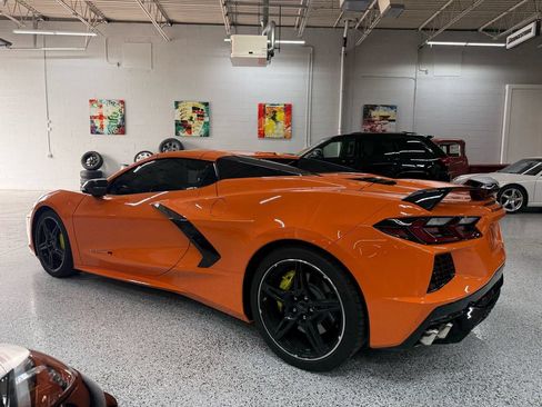 Used 2022 Chevrolet Corvette Stingray Preferred Conv w/ Z51 Performance Package RWD image 5