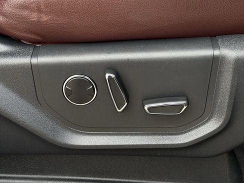 Used 2023 Ford Expedition Max Limited AWD/4WD image 33