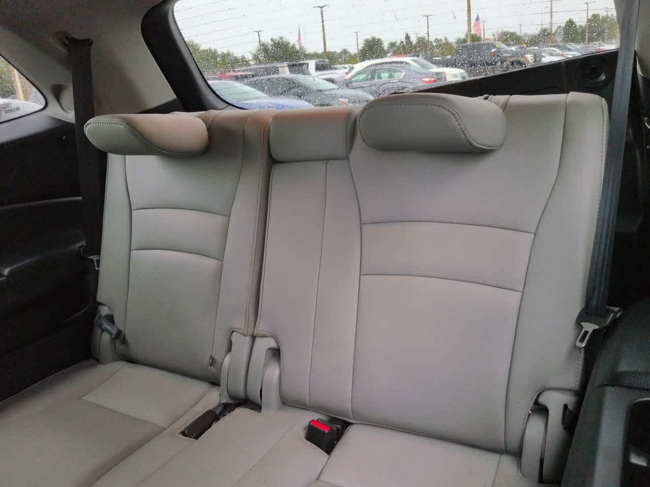 Used 2019 Honda Pilot Touring image 13