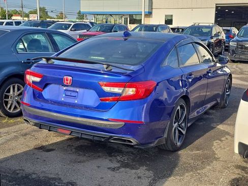 Used 2018 Honda Accord Sport image 3