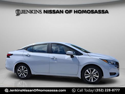 New 2025 Nissan Versa SV w/ Trunk Package FWD image 9