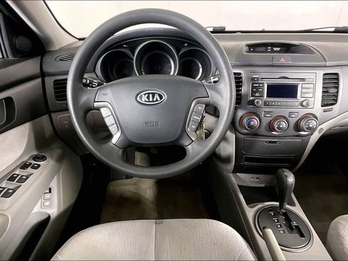 Used 2009 Kia Optima LX image 7