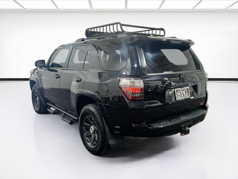 Used 2021 Toyota 4Runner Trail Special Edition AWD/4WD image 6