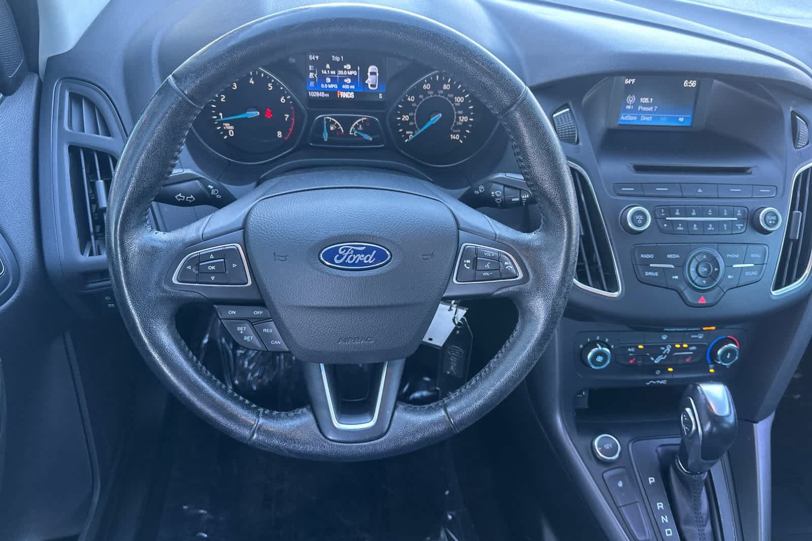 Used 2016 Ford Focus SE w/ Equipment Group 201A FWD image 14