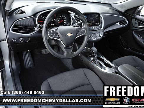 Certified 2025 Chevrolet Malibu LT FWD image 6