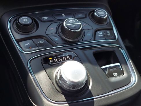 Used 2015 Chrysler 200 S w/ Navigation & Sound Group I AWD/4WD image 14