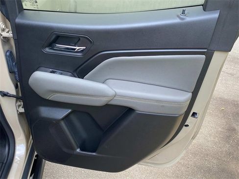 Used 2024 Chevrolet Colorado ZR2 w/ Technology Package image 33