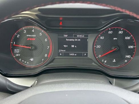 Used 2025 Chevrolet Trax RS w/ Sunroof Package image 13