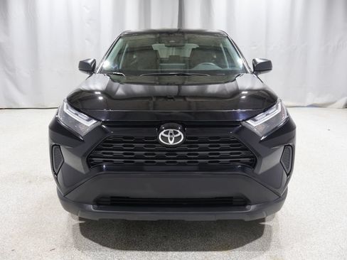Used 2023 Toyota RAV4 LE AWD/4WD image 6
