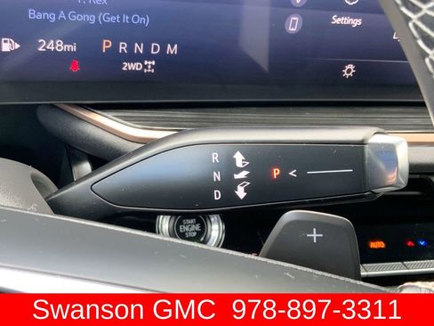 Certified 2025 Buick Envision Sport Touring AWD/4WD image 16