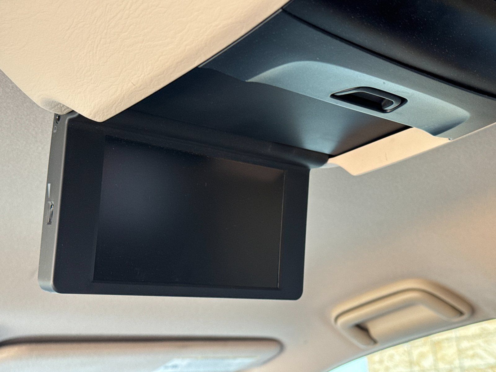 Used 2005 Toyota Sienna LE w/ LE Pkg 8 FWD image 15