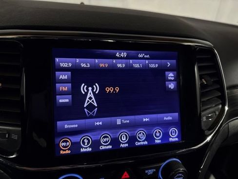 Used 2019 Jeep Grand Cherokee Limited AWD/4WD image 27