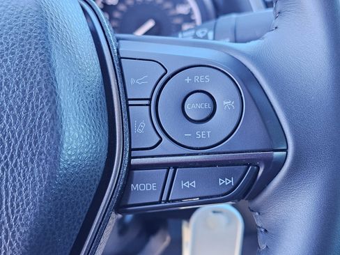 Used 2024 Toyota Camry SE image 20