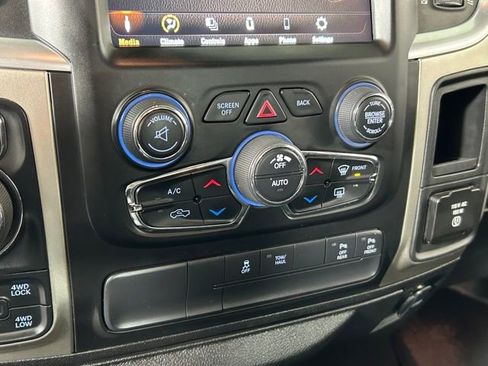 Used 2019 RAM 1500 Big Horn AWD/4WD image 23