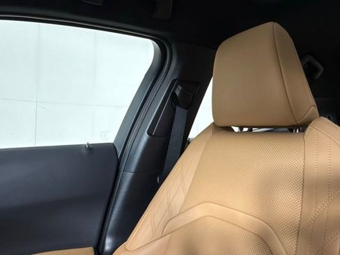 Used 2023 Lexus UX 250h FWD w/ Accessory Package (Z2) image 21