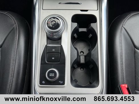 Used 2022 Ford Explorer Limited w/ Equipment Group 301A AWD/4WD image 25