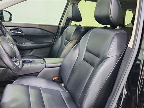 Certified 2023 Nissan Rogue SV w/ SV Premium B Package FWD image 11