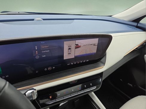 Certified 2024 Buick Envision Avenir image 17