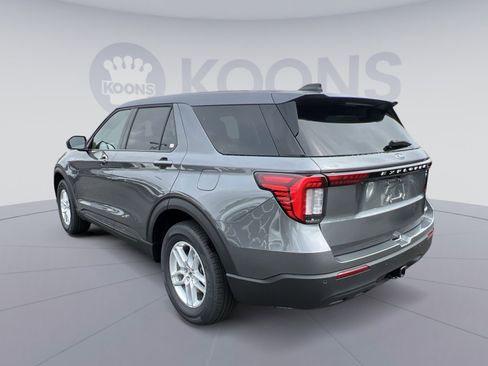 New 2026 Ford Explorer Active AWD/4WD image 8