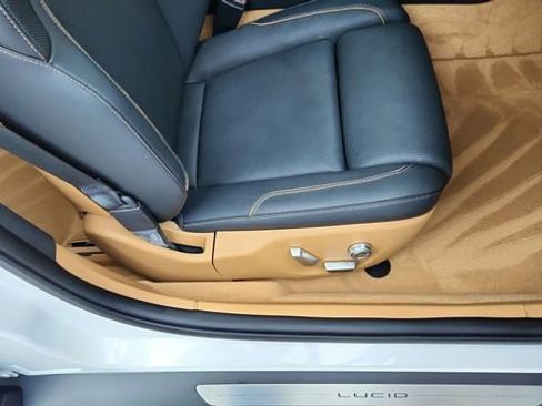 Used 2023 Lucid Air Touring image 22