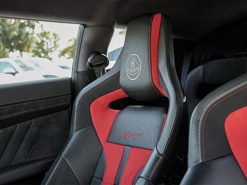 Used 2021 Lotus Evora image 21