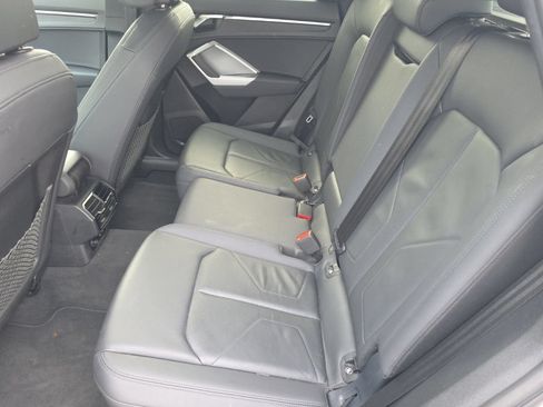 Used 2025 Audi Q3 2.0T Premium AWD/4WD image 7