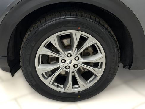 Used 2023 Ford Explorer XLT w/ Equipment Group 202A AWD/4WD image 9
