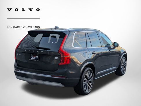 Certified 2022 Volvo XC90 T8 Inscription Expression image 3