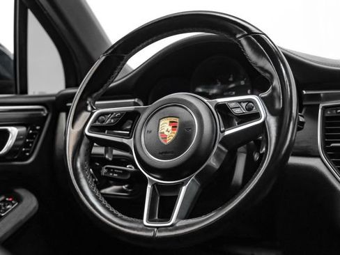 Used 2018 Porsche Macan GTS AWD/4WD image 16
