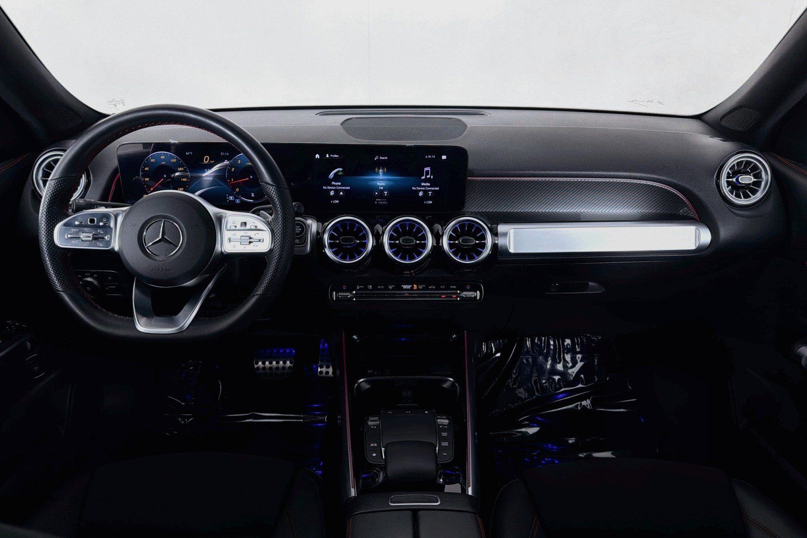 Used 2023 Mercedes-Benz GLB 250 image 4