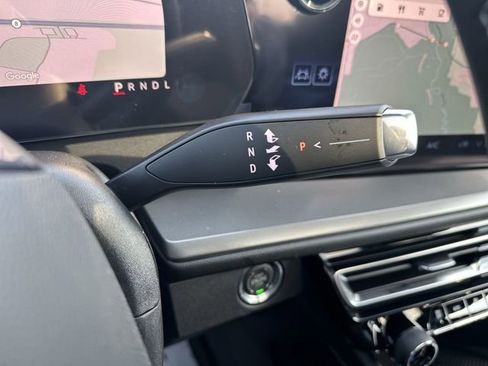 New 2026 Chevrolet Traverse LT w/ Sun and Wheel Package image 17