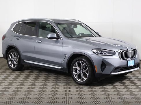 Used 2023 BMW X3 xDrive30i AWD/4WD image 2